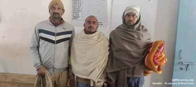 परबत्ता: पसराहा पुलिस की बड़ी कार्रवाई, भारी मात्रा में प्रतिबंधित कफ सिरप बरामद, वैशाली के दो तस्कर गिरफ्तार