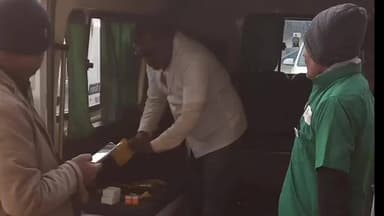 साहेबपुर कमाल: साहेबपुरकमाल: बेगूसराय से आए क्लस्टर लीडर ने सामुदायिक स्वास्थ्य केंद्र के एंबुलेंस का किया निरीक्षण