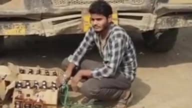 कहलगांव: बिहार-झारखंड के पीरपैंती चेक पोस्ट पर 100 बोतल शराब जब्त, मिक्सर मशीन से तस्करी करते तस्कर गिरफ्तार