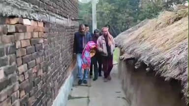 सुल्तानगंज: बढ़ती ठंड में मानवता: सुल्तानगंज में गरीबों और असहायों के बीच कंबल वितरण