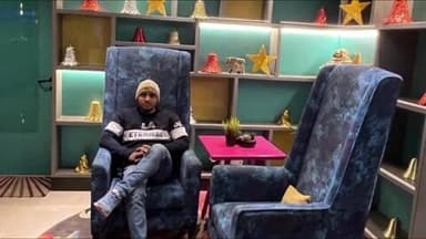 किरावली: सीकरी खानुआ मार्ग पर आपस में भिड़ी दो बाइक, एक की मौत और दूसरा घायल