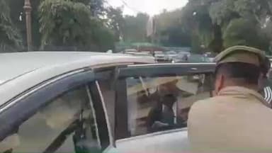 मणिकर्णिका घाट पर चल रही बुलडोजर की कार्रवाई पर DM का बयान, बोले- विकास के कार्य हो रहे हैं