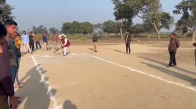 शाहजहांपुर: ददरौल विधायक अरविंद कुमार सिंह ने क्रिकेट टूर्नामेंट का शुभारंभ किया