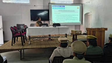 शाहजहांपुर: मिशन शक्ति केन्द्रों में नियुक्त अधिकारियों और कर्मचारियों का प्रशिक्षण कार्यक्रम आयोजित