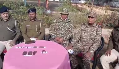 धरहरा: नक्सलियों पर कसता शिकंजा, सीआरपीएफ-पुलिस की बड़ी कार्रवाई, जंगल से एके-47 के 49 जिंदा कारतूस बरामद