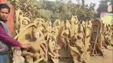 बरहेट: बरहेट में बन रही सरस्वती की 13000 तक की मूर्ति, अंतिम रूप देने में जुटे कलाकार