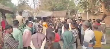 सिधौली: कमलापुर में अवैध अतिक्रमण पर तहसील प्रशासन ने की बड़ी कार्रवाई, होलिका दहन स्थल को कराया कब्जा मुक्त