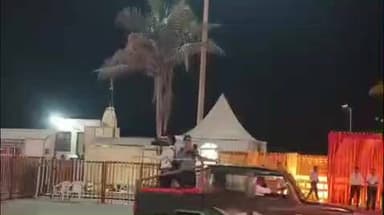 સોમનાથ સ્વાભિમાન પવઁ નિમીતે વડાપ્રધાન નુ સોમનાથ મંદીરમા આગમન હજજારોની જનમેદની નુ અભિવાદન જીલતા મોદી