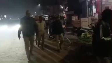 भिनगा: अतिक्रमण हटाओ अभियान के तहत भिनगा व इकौना में पुलिस ने सड़क किनारे से हटवाया अतिक्रमण, दी चेतावनी