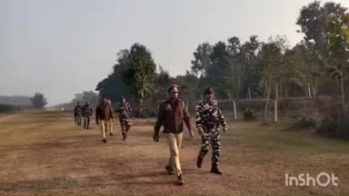 नानपारा: नवाबगंज भारत-नेपाल सीमा पर पुलिस और एसएसबी की संयुक्त गश्त, तस्करी रोकने के लिए क्षेत्र में कड़ी निगरानी