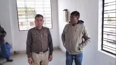 मऊगंज: ऑपरेशन प्रहार 2.0: मऊगंज पुलिस को मिली सफलता, कफ सिरप तस्कर पिन्टू साकेत और भाई ददोल बहेरी गांव से गिरफ्तार