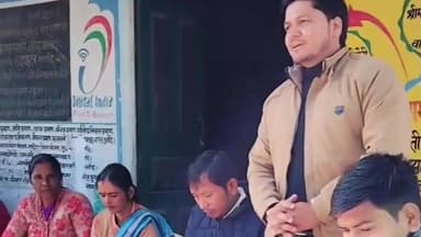 स्याल्दे: मल्ला भाकुड़ा स्याल्दे में आयोजित खुली बैठक में ग्राम विकास अधिकारी ने दी योजनाओं की जानकारी