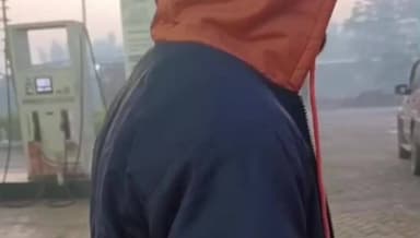 शाहाबाद: थाना क्षेत्र के एक पेट्रोल पंप से डॉयल 112 की पुलिस टीम का वीडियो सोशल मीडिया पर वायरल, सीओ टांडा जांच में जुटे