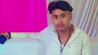 गोला: बड़हलगंज इलाके में वाहन दुर्घटना में घायल युवक की जिला अस्पताल में इलाज के दौरान हुई मौत