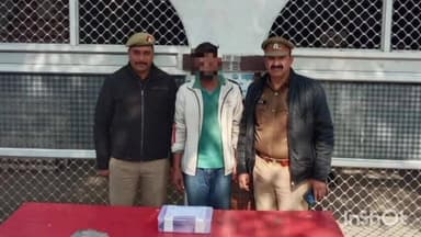 नजीबाबाद: नांगल थाना पुलिस ने 1 अभियुक्त को अवैध शस्त्र के साथ किया गिरफ्तार