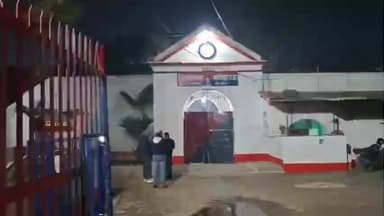 मुहम्मदाबाद: गाजीपुर जिला जेल ले जाते समय पुलिस अभिरक्षा से फरार हुआ शातिर चोर, पुलिस महकमें में मचा हड़काम