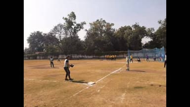 देवास: तुकोजी जी राव पवार स्टेडियम में संभाग स्तरीय सॉफ्ट बॉल प्रतियोगिता का आयोजन हुआ