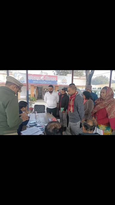 तिलहर कोतवाली में थाना दिवस एसडीएम,सीओ की मौजूदगी में शुरू।