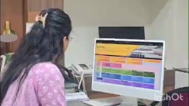 जळगाव: जळगावच्या पारोळा तालुक्यातील एका गावात तब्बल ४ हजार ९०० जन्माच्या नोंदी बनावट असल्याचे आढळून आल्याने मोठी खळबळ उडाली आहे