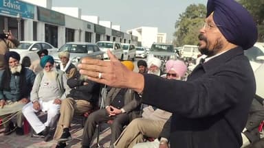 DTO ਕਰਨ ਸਿੰਘ ਪਾਤੜਾਂ ਵਿਖੇ ਪਾਰਟੀ ਵਰਕਰਾਂ ਨੂੰ ਸੰਬੋਧਨ ਕਰਦੇ ਹੋਏ