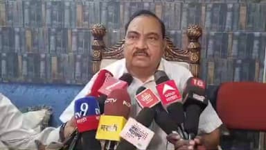 जळगाव: माजी मंत्री एकनाथ खडसे यांची माजी पोलीस महासंचालक रश्मी शुक्ला टीका