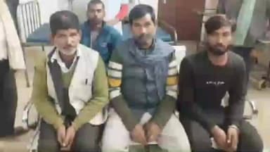 पोटका: हाता-चाईबासा मुख्य मार्ग पर टेंपो पलटा, चालक की मौत, चार यात्री घायल