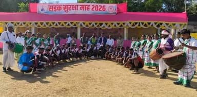 खुंटपानी में सड़क सुरक्षा सप्ताह माह 2026 के अवसर पर जागरूकता अभियान व फुटबॉल टूर्नामेंट आयोजित