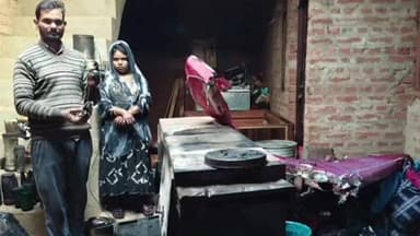 सिकंदरा: राजपुर कस्बा के पटेल नगर में फर्नीचर कारीगर के घर में संदिग्ध आग, शादी के लिए रखी नगदी व फर्नीचर जलकर राख