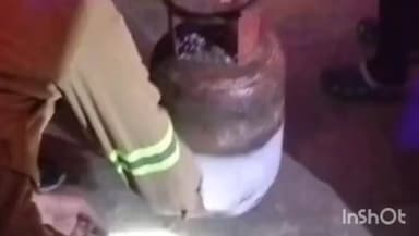 हर्रैया: दुबौलिया बाजार में गैस रिसाव की सूचना से मचा हड़कंप, फायर ब्रिगेड की टीम ने संभाली स्थिति