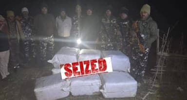 सिकटी: सिकटी में एसएसबी और पुलिस की संयुक्त कार्रवाई में 278 किलो गांजा किया गया जब्त, तस्कर फरार