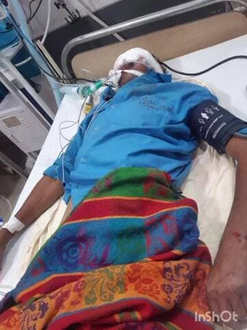 कसमार: सपाहीटांड़ में हाइवा ने पैदल जा रहे युवक को मारी टक्कर, हालत गंभीर