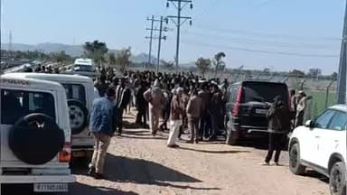 बावड़ी: भवाद के जैक्शन ग्रीन लिमिटेड सोलर प्लांट में सुरक्षाकर्मी की संदिग्ध हालात में मौत, नीम के पेड़ से लटका मिला शव