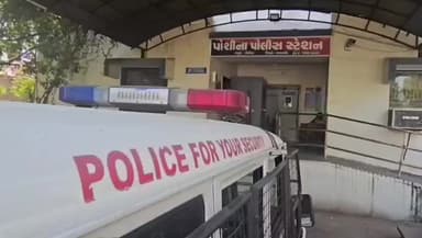 પોશીના: શહેર પોલીસે પોલીસ લાઈન નજીકથી ગાડીમાંથી રૂ.4.77 લાખના ગાંજા સાથે ત્રણ શખ્સોને ઝડપી પાડ્યા