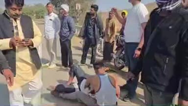 बैतूल: सापना के पास ओवरटेक करते हुए 2 मोटरसाइकिल सवार टकराए, पिता-पुत्र घायल