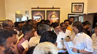 ಸೊರಬ: ಕುಟ್ರಳ್ಳಿ ತೆರವಿಗೆ ಒತ್ತಾಯ: ಕುಬಟೂರಿನಲ್ಲಿ ಸಚಿವರಿಗೆ ಮನವಿ