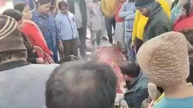 कोरांव: कोरांव निवासी हिंदी दैनिक पत्रकार की पत्नी का निधन, परिजनों में शोक, क्षेत्र के सिरसा गंगा घाट पर होगा दाह संस्कार