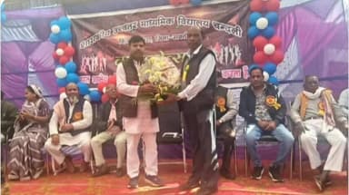ग्राम चन्दली के शासकीय विद्यालय के वार्षिक उत्सव में विधायक रामकुमार यादव हुए शामिल