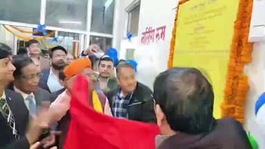 अजमेर: विधानसभा अध्यक्ष वासुदेव देवनानी का जन्मदिन आज जवाहरलाल नेहरू अस्पताल में चिकित्सा उपकरण वितरित कर मनाया गया