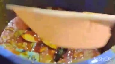 વેસુ રોડ પર આવેલ વીર નર્મદ યુનિવર્સીટી ખાતે સમરસ હોસ્ટેલમાં જમવાનું ખરાબ આવતા ABVP દ્વારા વિરોધ કર્યો