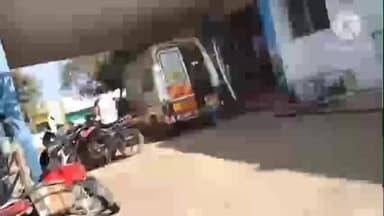 घंसौर: आईटीआई रोड के पास दौड़ते हुए युवक को आया चक्कर, सामुदायिक स्वास्थ्य केंद्र में इलाज जारी