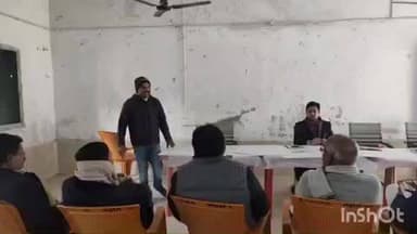 मढ़ौरा: फाइलेरिया जागरूकता अभियान को लेकर मढ़ौरा प्रखंड सभागार में बीपीआरओ ने की बैठक