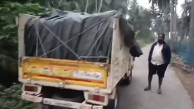 పాలగుమ్మిలో అక్రమంగా తరలిస్తున్న 3 టన్నుల రేషన్ బియ్యాన్ని స్వాధీనం చేసుకున్న పోలీసులు