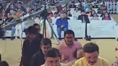 નડિયાદ: નડિયાદ મોટા મહાદેવ મંદિરમાં શિવ કથામાં મંત્રી સાંસદ ધારાસભ્ય સહિત મોટી સંખ્યામાં શિવ ભક્તો ઊમટ્યાં.