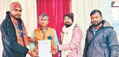 कुरसाकांटा: कुर्साकांटा में अखिल भारतीय विद्यार्थी परिषद की नगर ईकाई ने पूर्णिया विश्वविद्यालय के सिंडिकेट सदस्य को सौंपा ज्ञापन