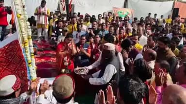 रायसेन: अवंतिका बस्ती में हिंदू सम्मेलन, भारत माता की आरती के साथ राष्ट्रभक्ति का संदेश, विधायक प्रभु राम चौधरी भी शामिल