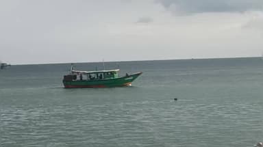 இராமேஸ்வரம்: ராமேஸ்வரம் மற்றும் மண்டபம் மீனவர்கள் மீன் பிடிக்க கடலுக்கு செல்ல அனுமதி