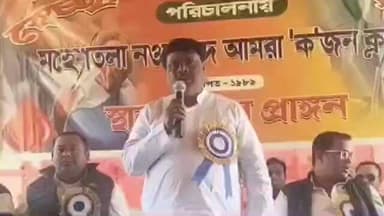 ঠাকুরপুকুর-মহেশতলা: নওয়াবাদ আমরা কজন ক্লাবের পরিচালনায় স্বেচ্ছায় রক্তদান শিবিরের আয়োজন করা হয় উপস্থিত হন বিধায়ক দিলীপ মন্ডল