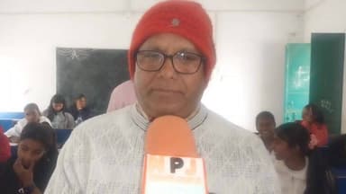 बरकट्ठा: बरकट्ठा में राष्ट्रीय नाई समाज द्वारा प्रतियोगिता परीक्षा का आयोजन