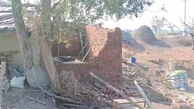 बिल्सी: गुधनी खोसारा में सरकारी तालाब पर निर्माण कार्य कर कब्जा करने का आरोप, ग्रामीणों ने जमकर हंगामा किया और शिकायत की