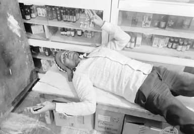 पिंड्रा: पिंडरा में प्रतिबंधित चाइनीस मांझी की चपेट में आया बाइक सवार, गला काटने से हुआ लहू-लुहान